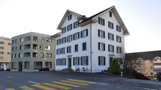 Mehrfamilienhaus - Bürgerheim